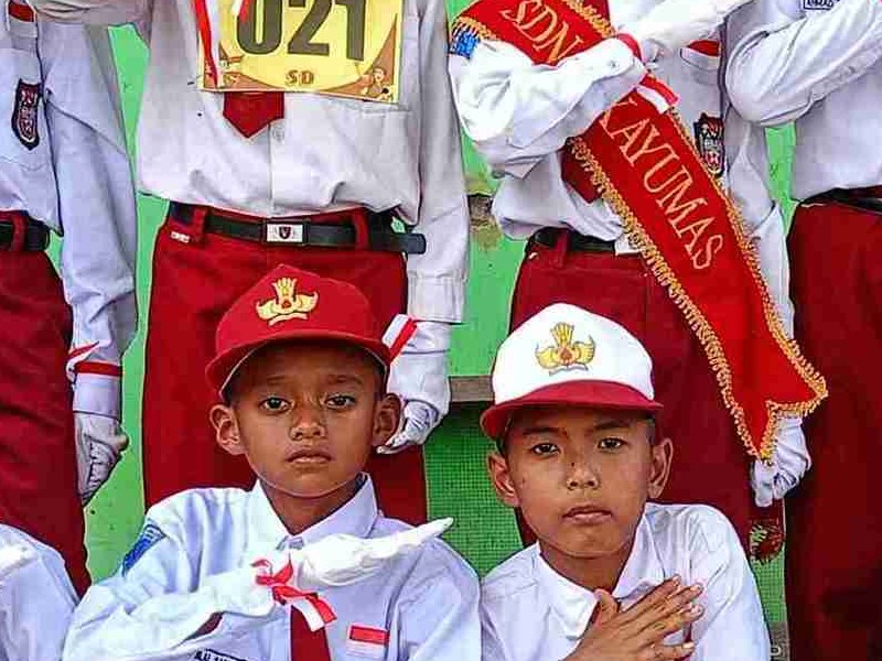 LOMBA GERAK JALAN SD TINGKAT KECAMATAN DALAM RANGKA HUT KE 80 REPUBLIK INDONESIA